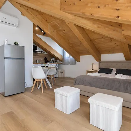 Apartamento Buniva Home-mansarda In The Heart Of *